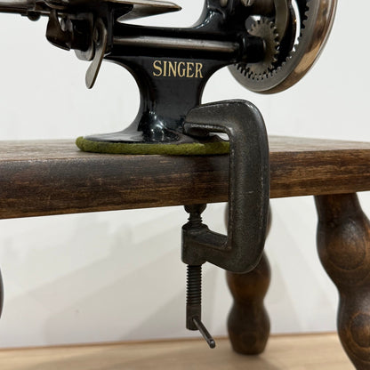 Singer Model 20 Child’s Sewing Machine – Chain Stitch Miniature c.1910