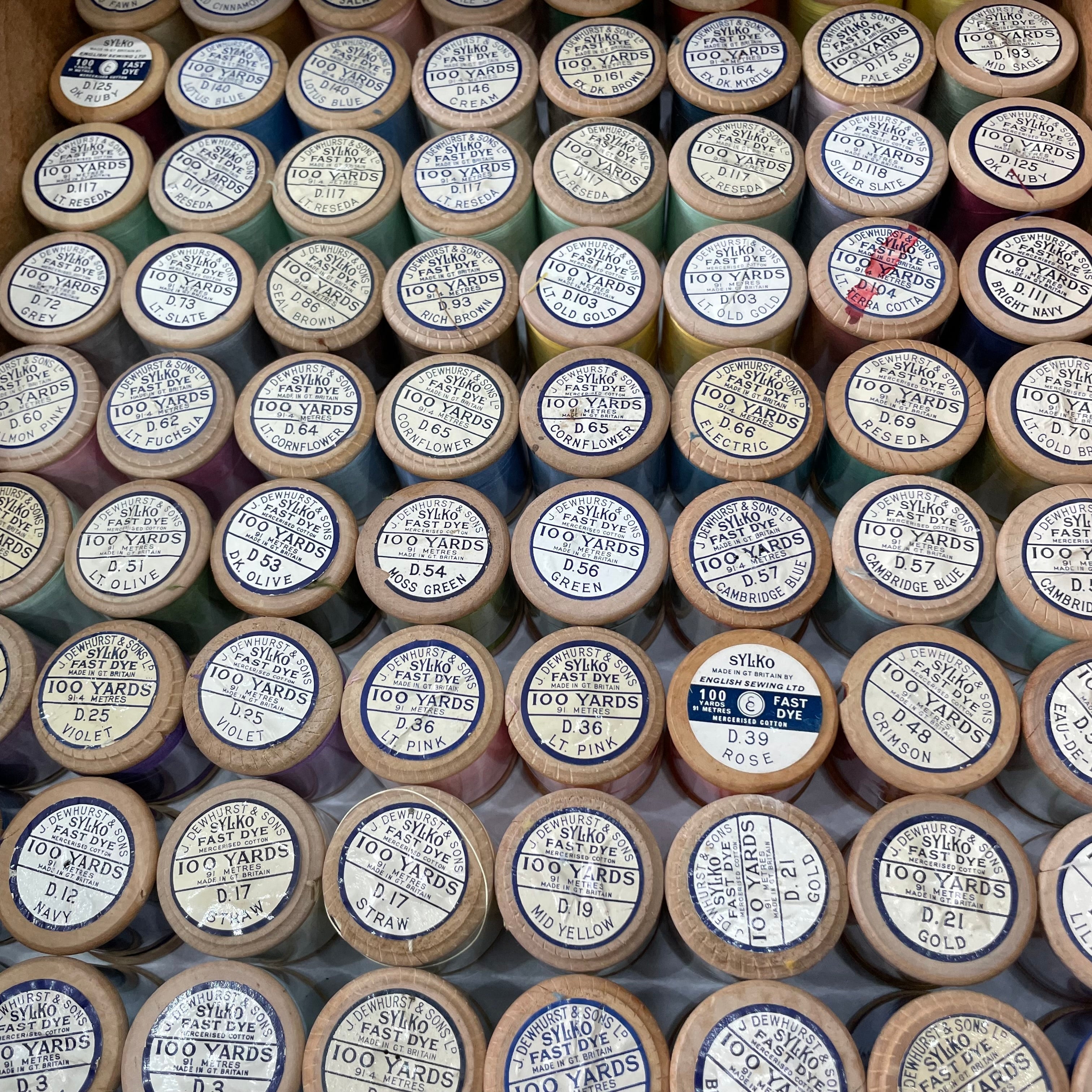 Dewhurst Sylko - Wooden Reels - Unpierced D251 - 500