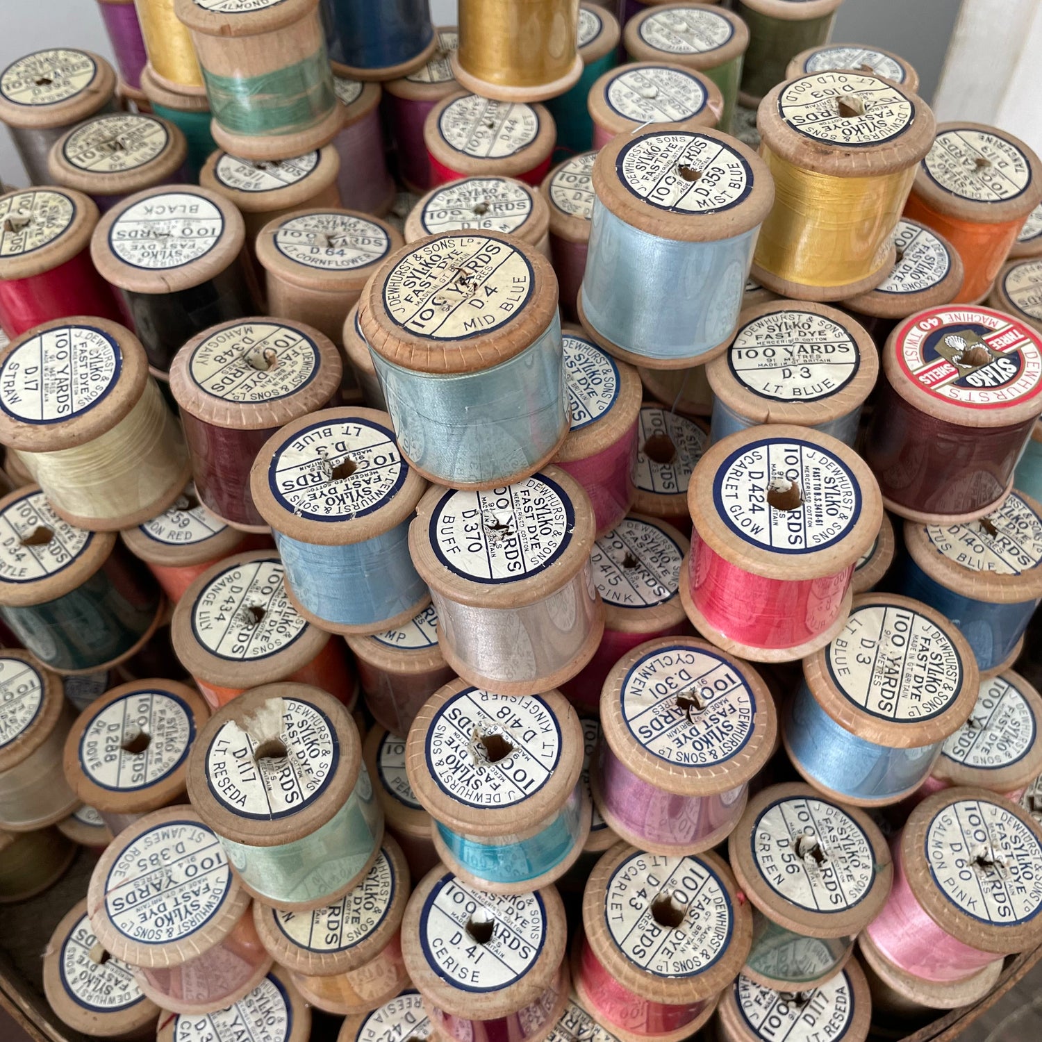 Dewhurst Sylko - Wooden Reels - Pierced D300-500