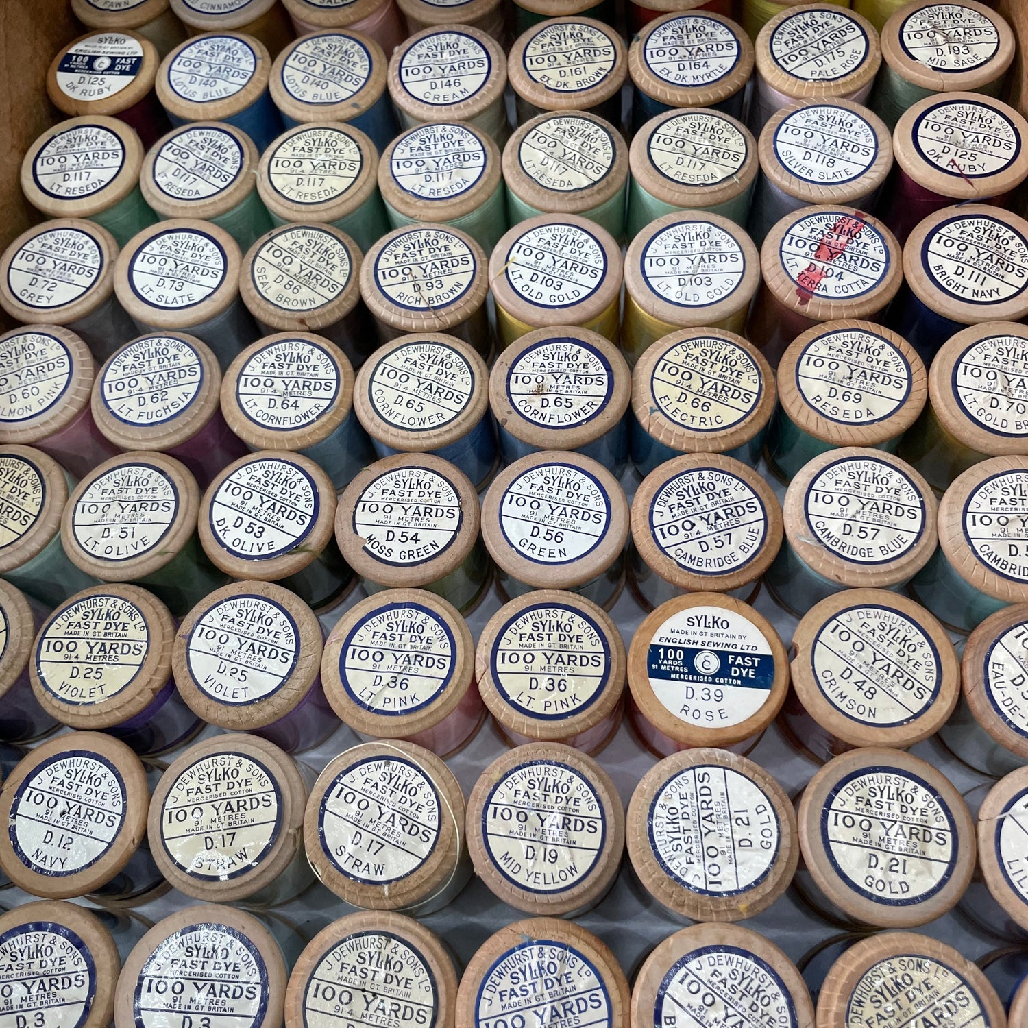 Dewhurst Sylko - Wooden Reels - Unpierced D1-250