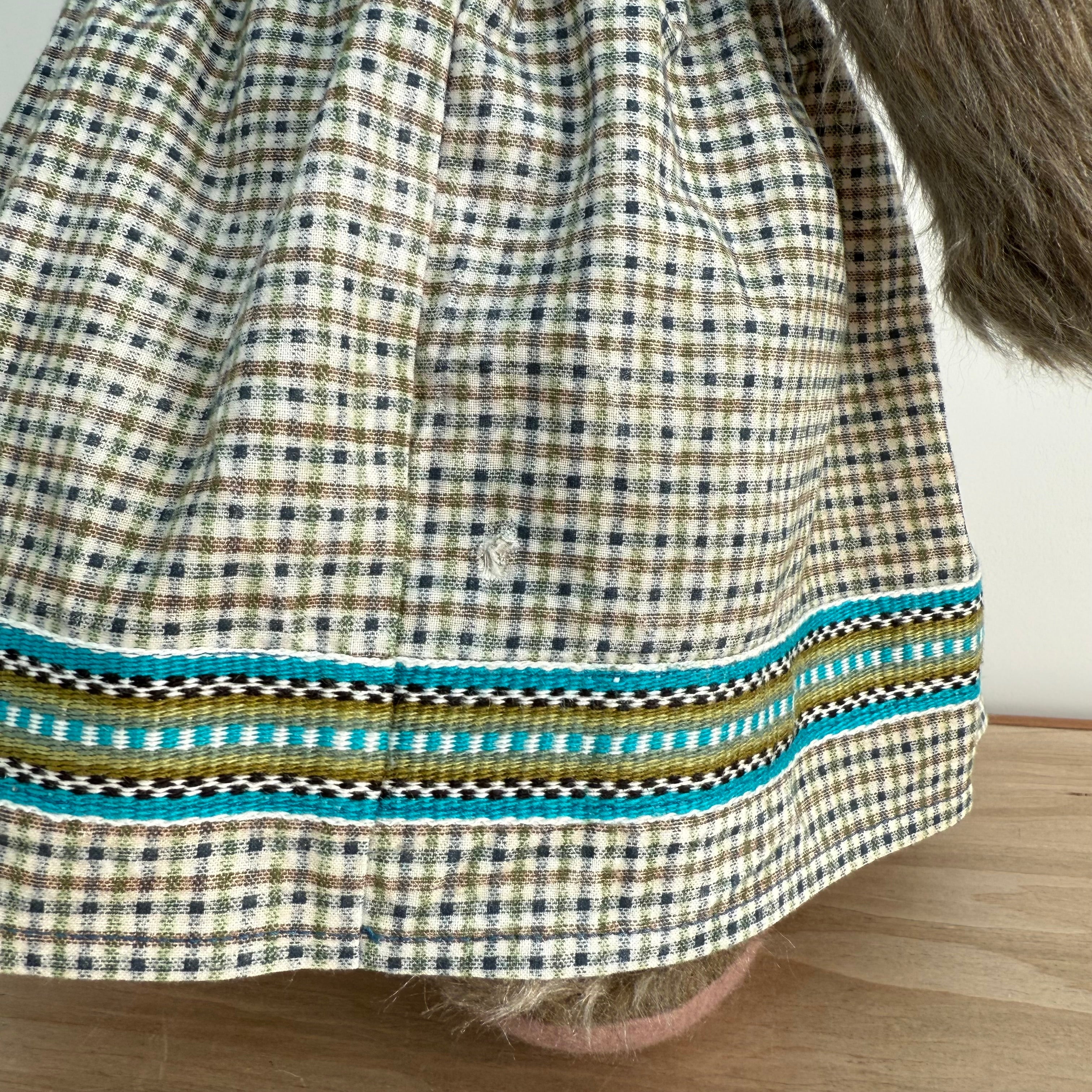 Vintage 1978 Gabrielle Designs Aunt Lucy Bear – Glasses, Two Coins &amp; Tag