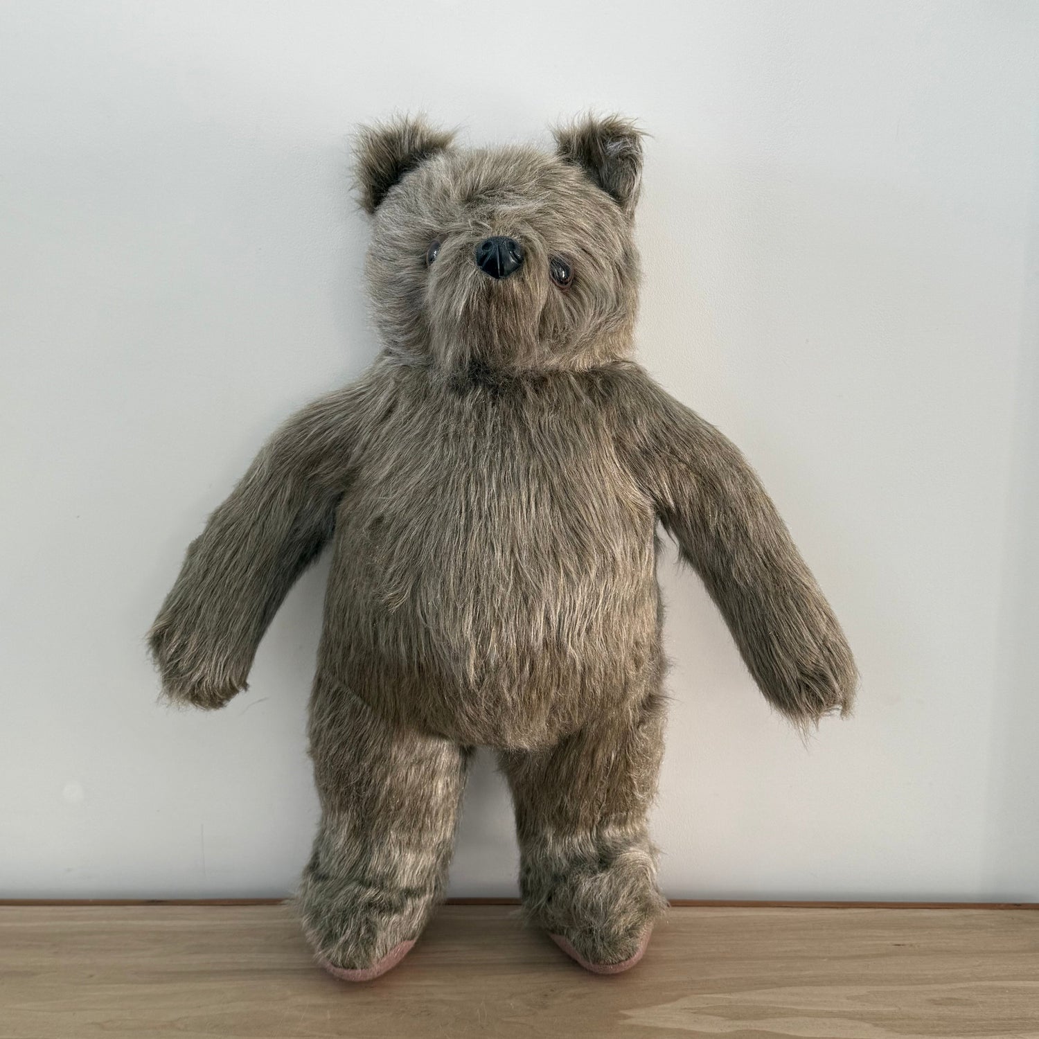 Vintage 1978 Gabrielle Designs Aunt Lucy Bear – Glasses, Two Coins &amp; Tag