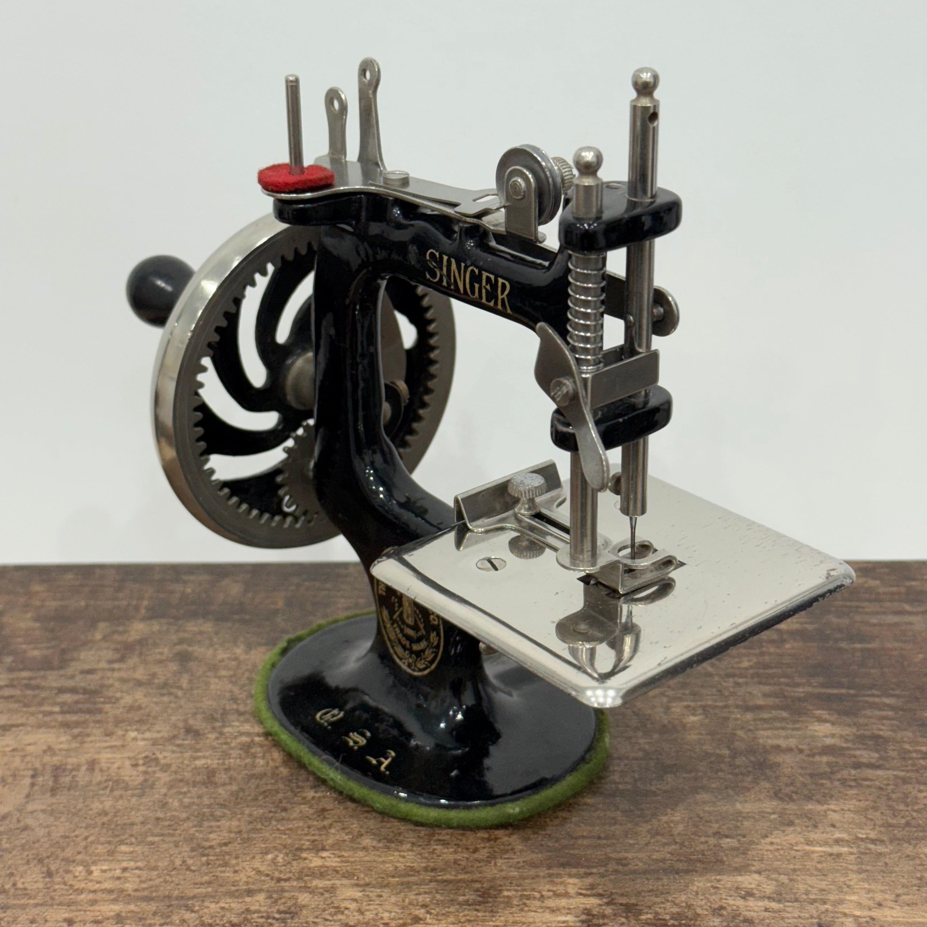 Antique Singer Model 20 Sewing Machine Hand Crank