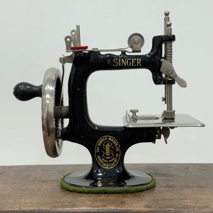Antique Singer Model 20 Sewing Machine Hand Crank