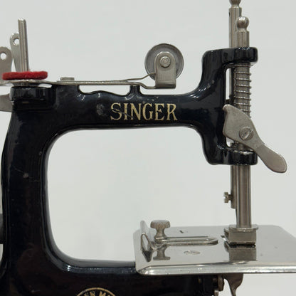 Antique Singer Model 20 Sewing Machine Hand Crank