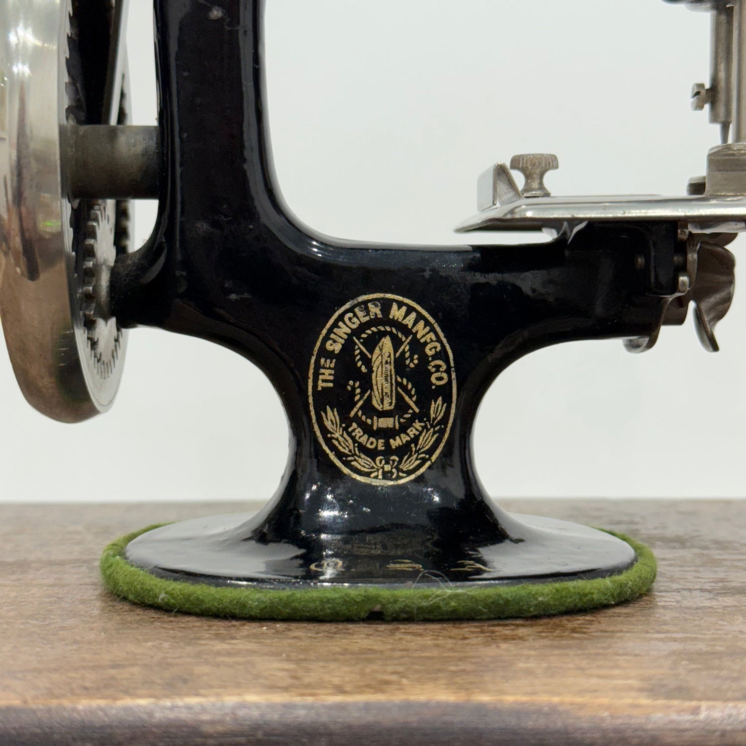 Antique Singer Model 20 Sewing Machine Hand Crank