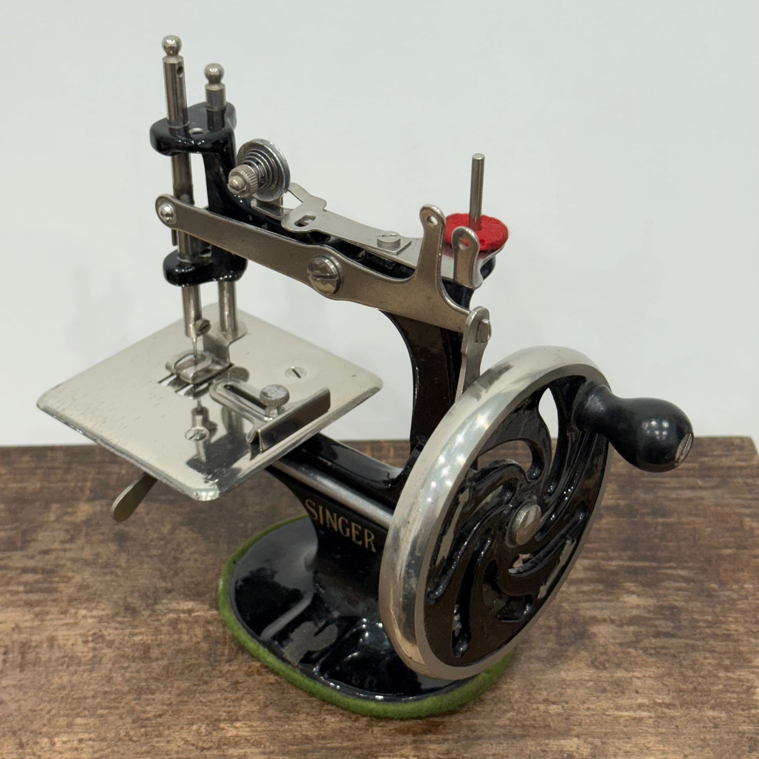 Antique Singer Model 20 Sewing Machine Hand Crank