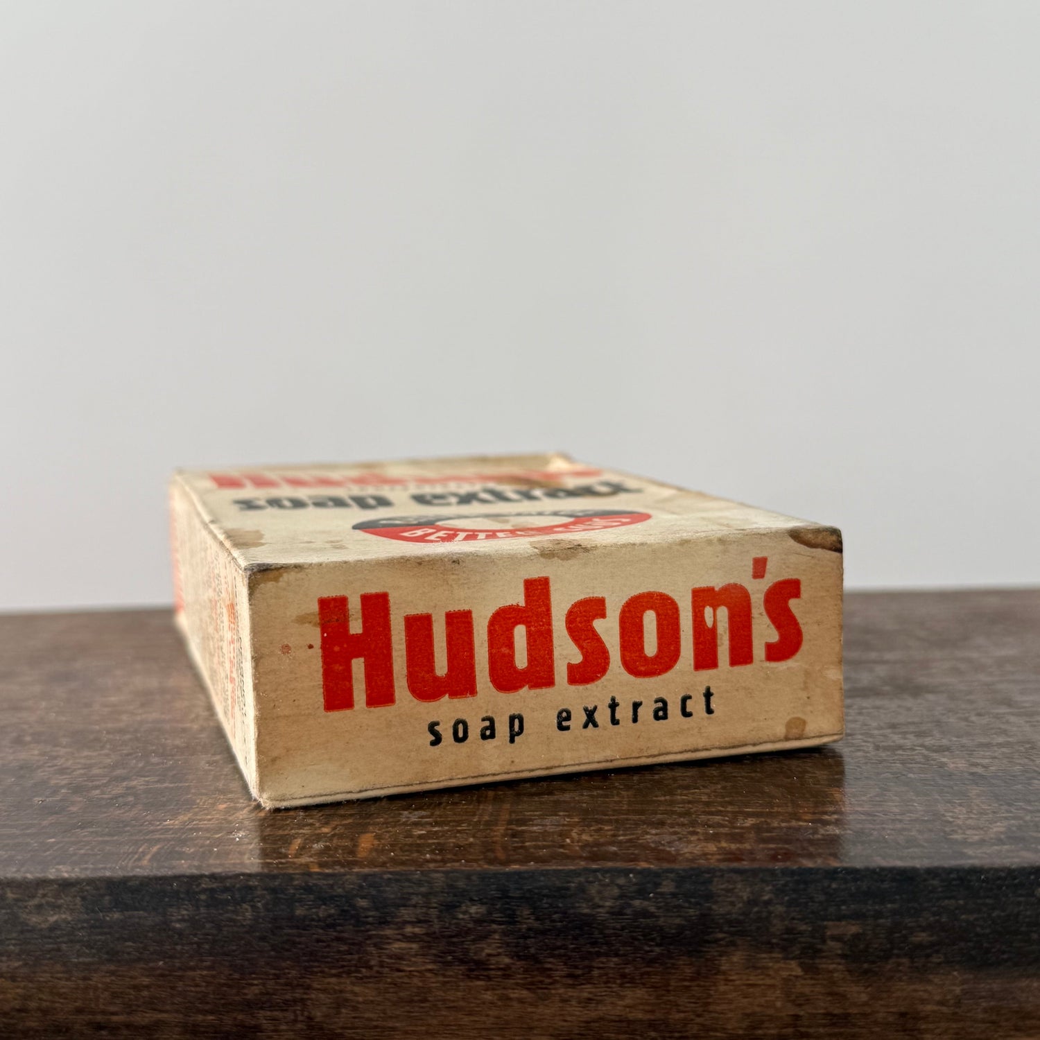 Hudson’s Concentrated Soap Extract Vintage Cardboard Box Advertising