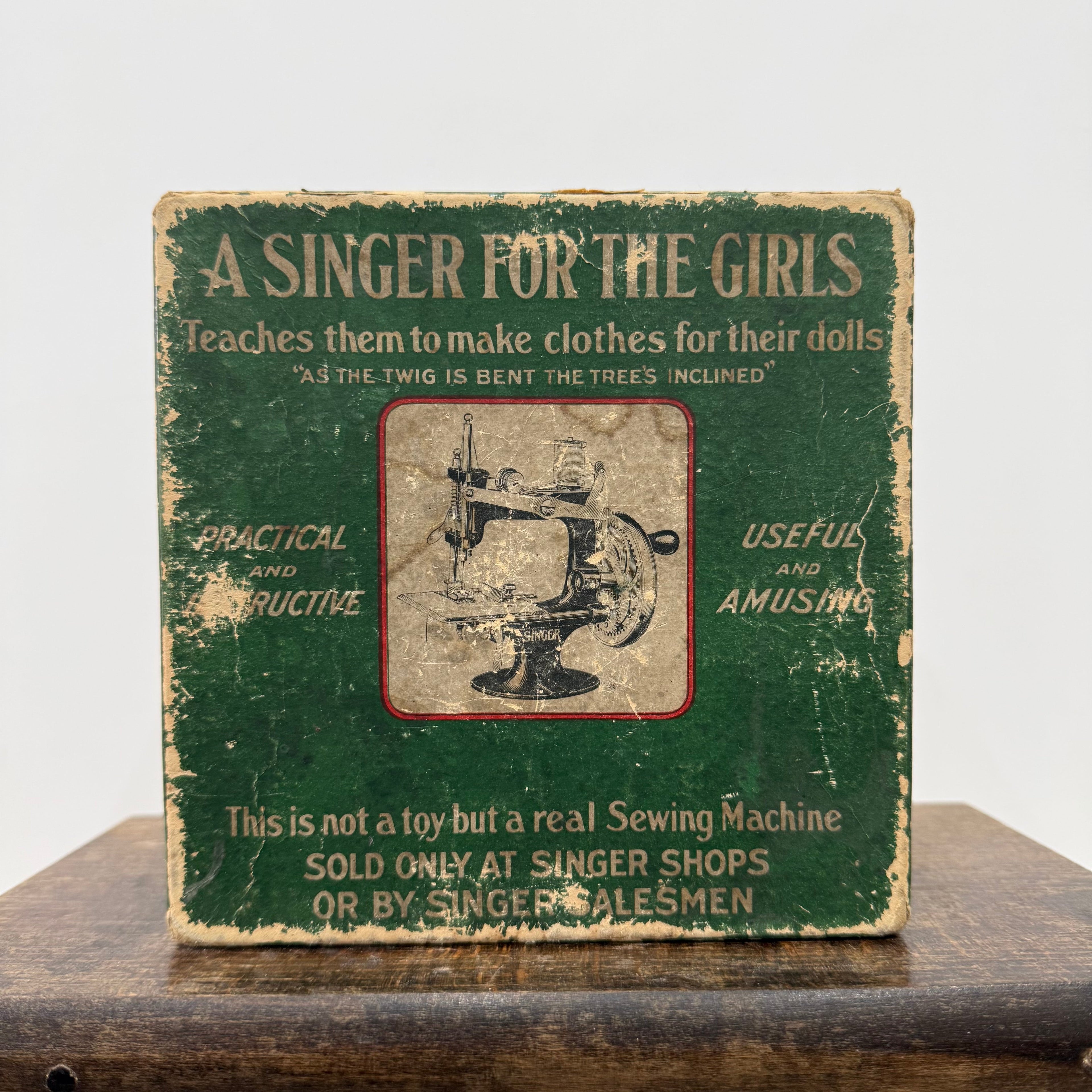 Singer Model 20 Childs Miniature Sewing Machine Clamp &amp; Box