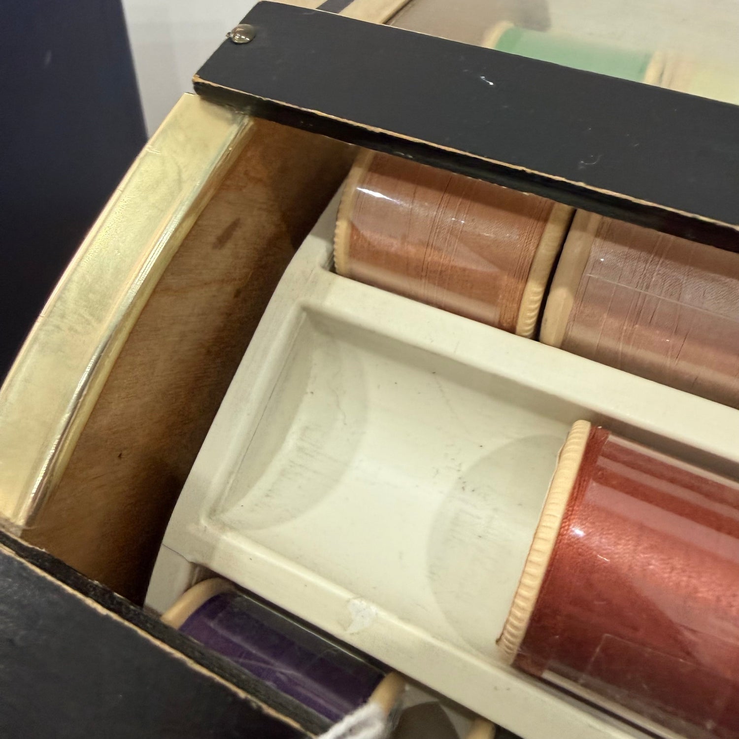 Vintage Dewhurst’s Sylko Rotating Thread Shop Display Carousel 350 Colours