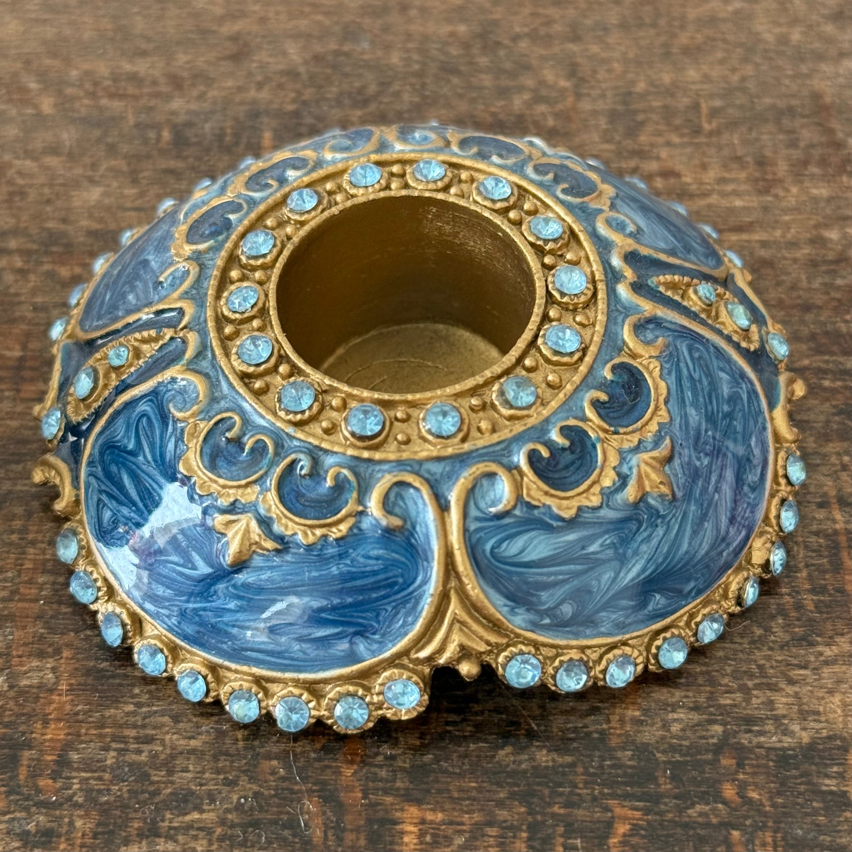 Jewelled egg