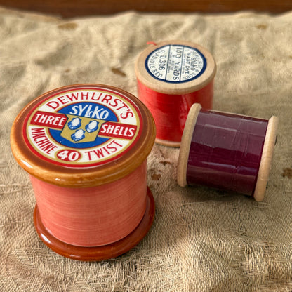 Dewhurst’s Sylko Three Shells Ceramic Cotton Reel Pot