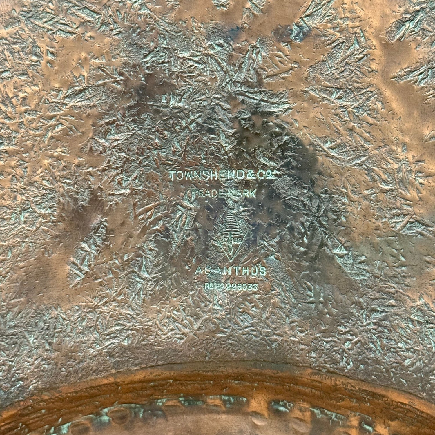 Large Arts &amp; Crafts Hammered Copper Tray by Townsend &amp; Co – Acanthus 55cm