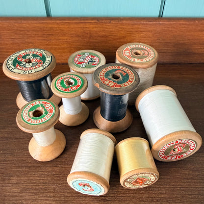 Vintage Singer Wooden Cotton Reels Job Lot Haberdashery Display