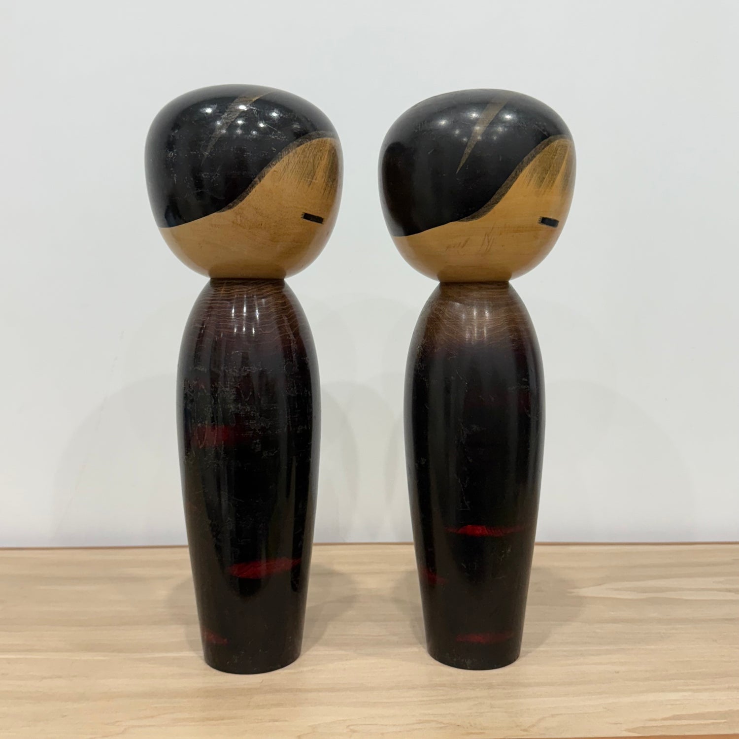 Large Pair of Japanese Sōsaku Kokeshi Dolls by Watanabe Masao