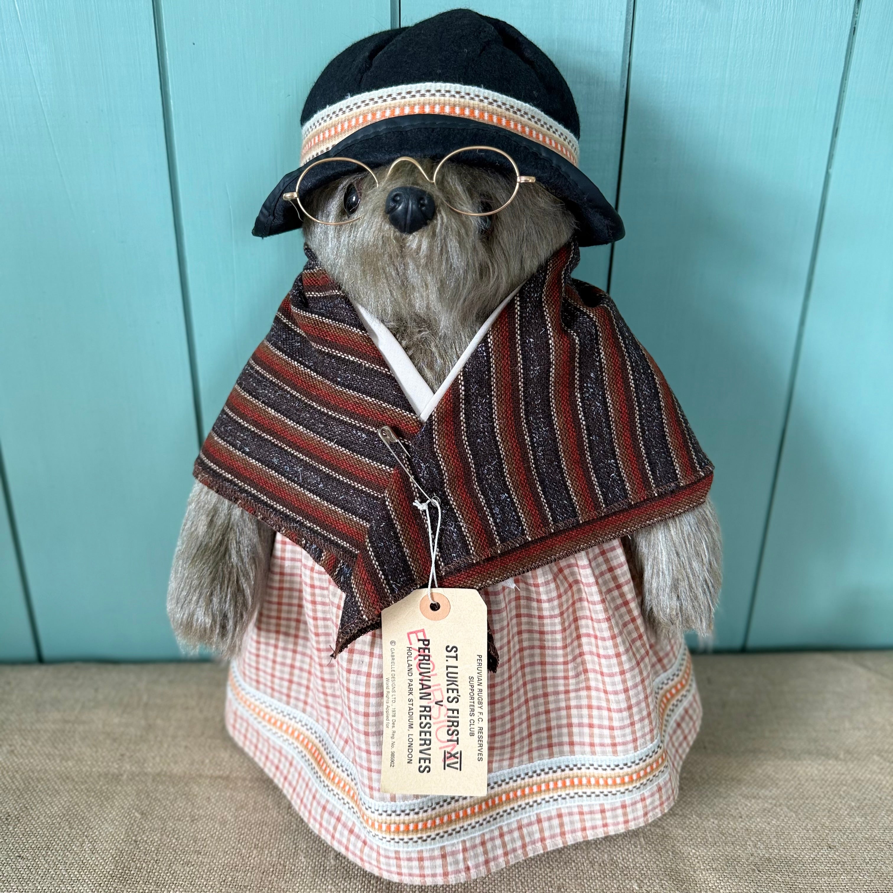 Vintage Aunt Lucy Bear Gabrielle Designs 1978