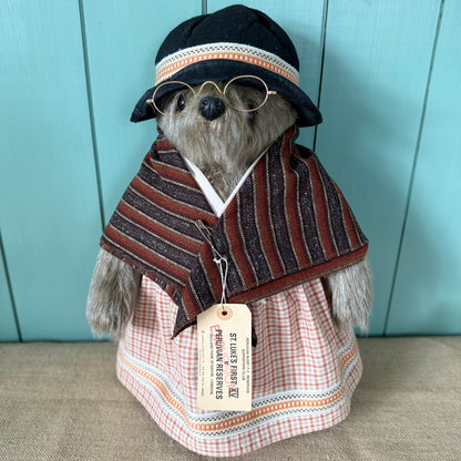 Vintage Aunt Lucy Bear Gabrielle Designs 1978