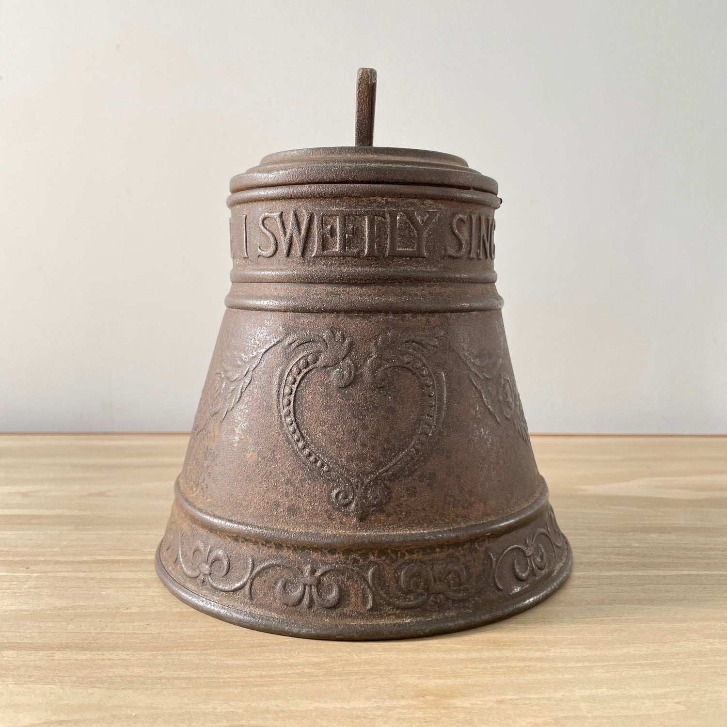 Antique Huntley &amp; Palmers Biscuit Tin – Bell-Shaped Advertising Container, Early 20th Century