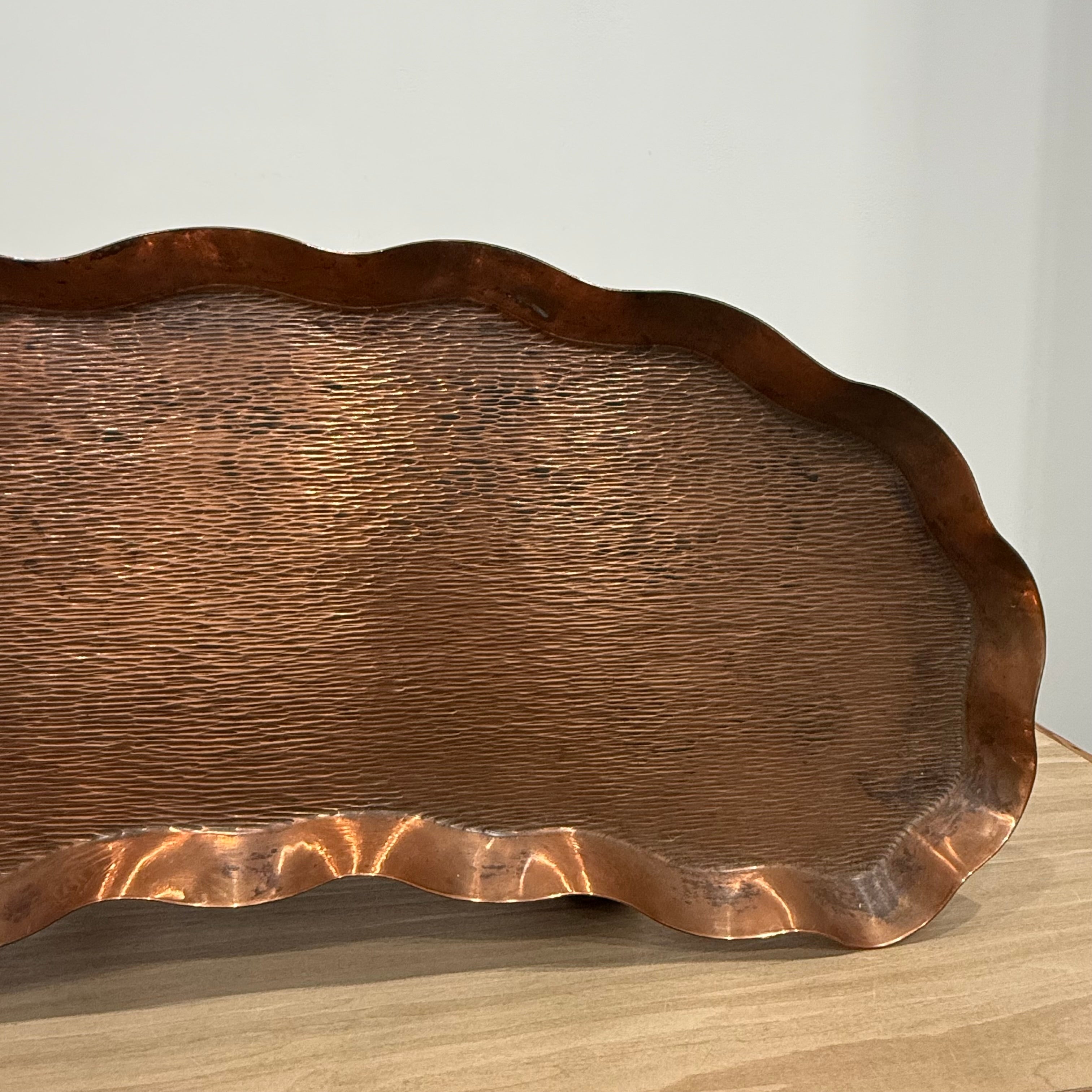 Large Arts &amp; Crafts Hammered Copper Tray 55cm