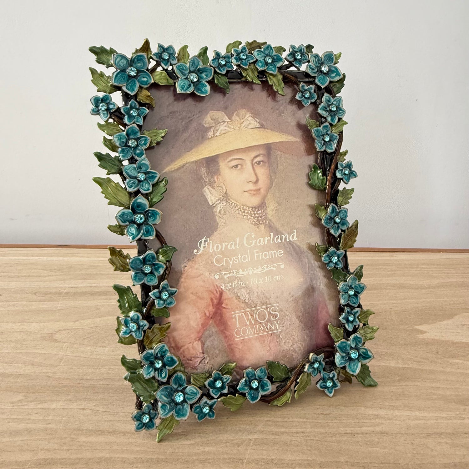 Floral Crystal Photo Frame 4x6 Blue Flower Decorative Vintage Style Gift