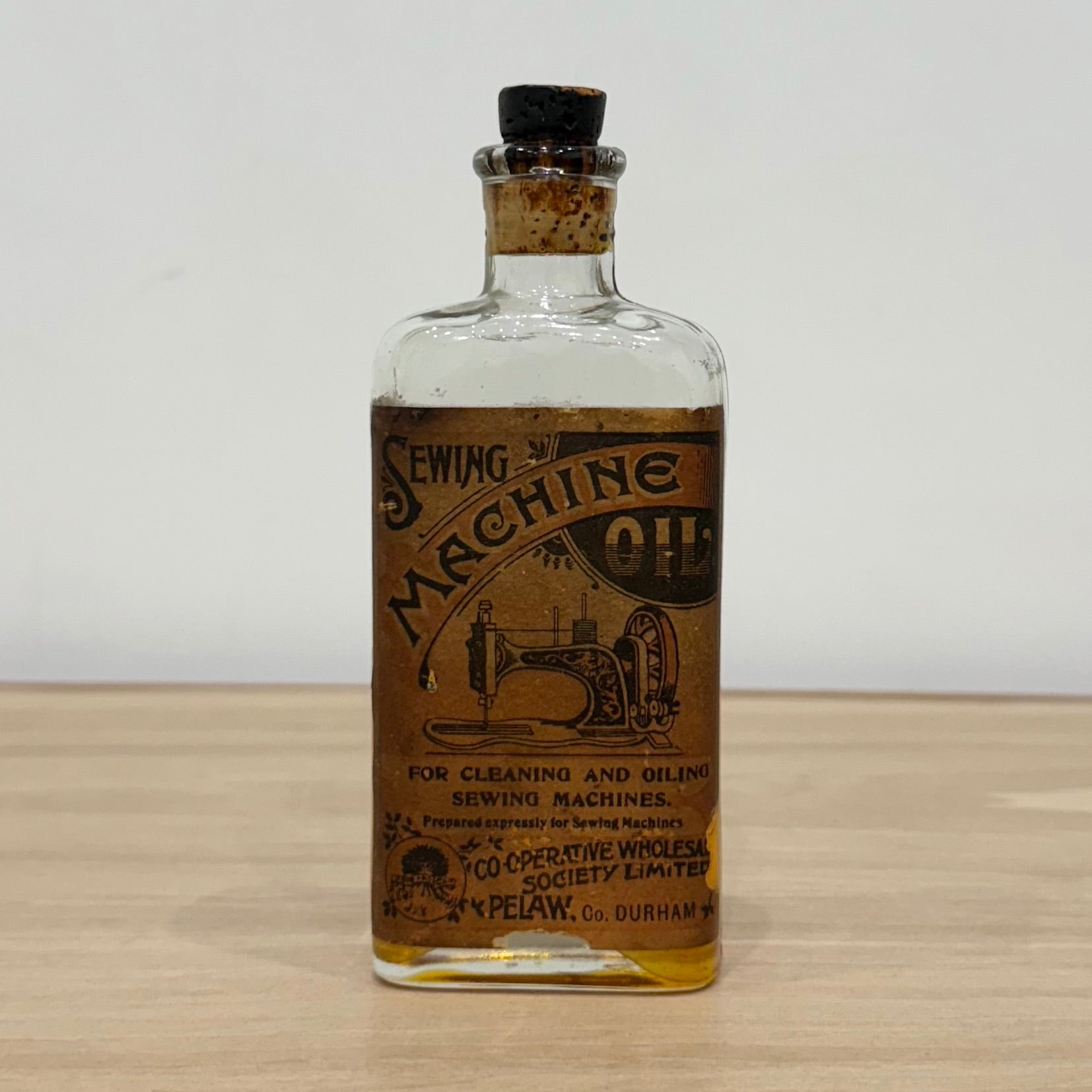 Edwardian Sewing Machine Oil Bottle, Cooperative Wholesale Society, Pelaw