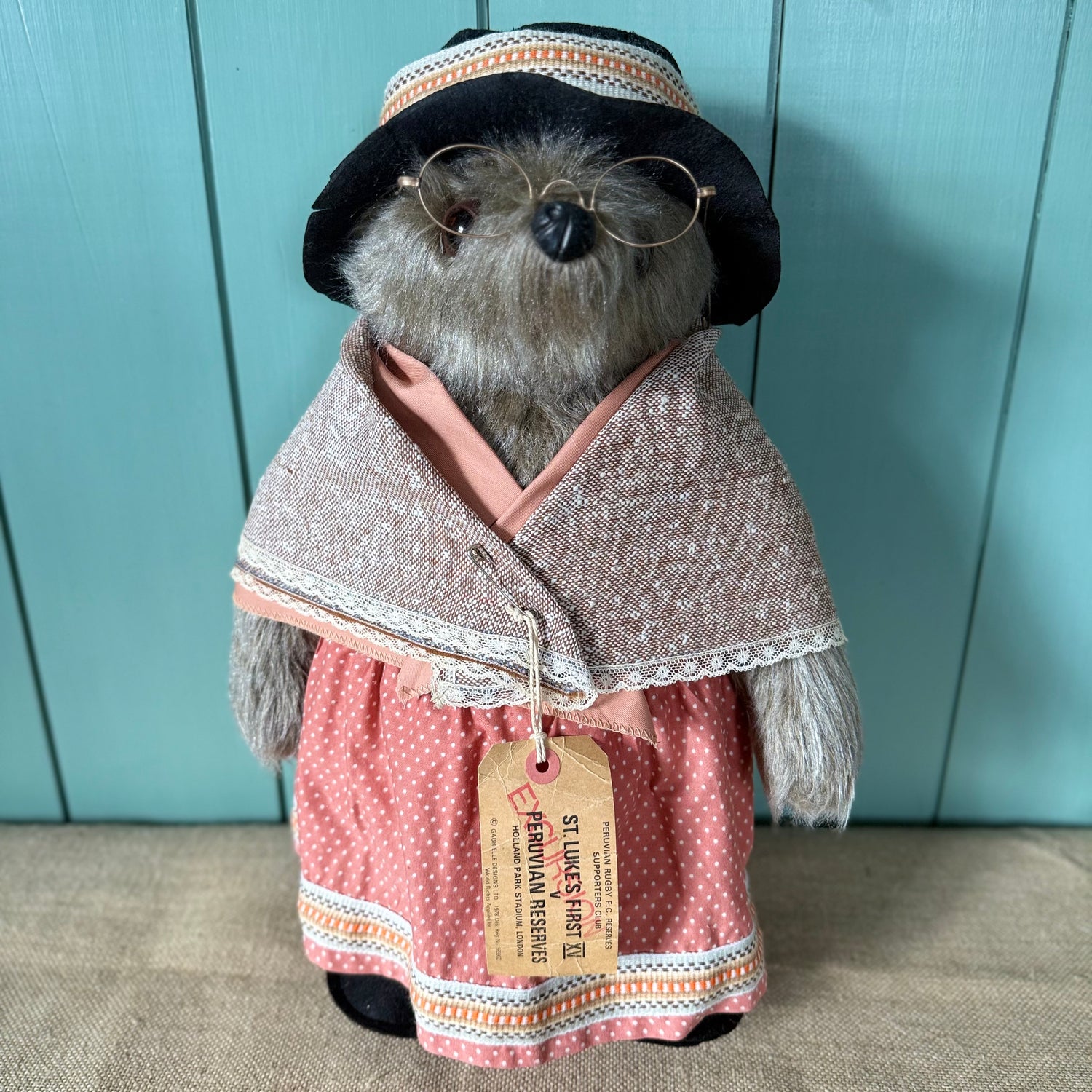 Vintage Gabrielle Designs Aunt Lucy Bear 1978