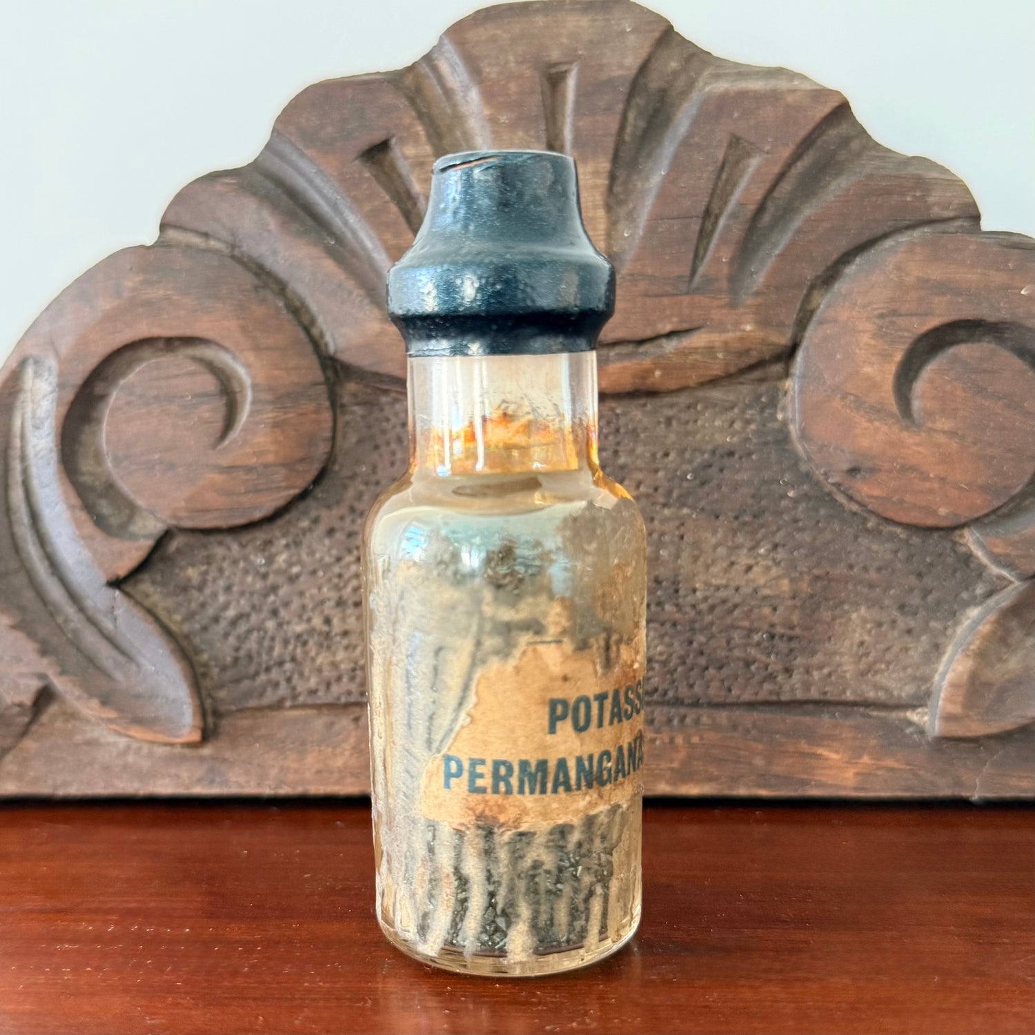 Antique Potassium Permanganate B.P Apothecary Chemist Bottle Contents