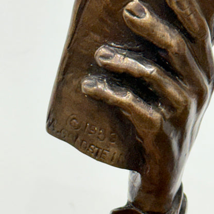 Award statue