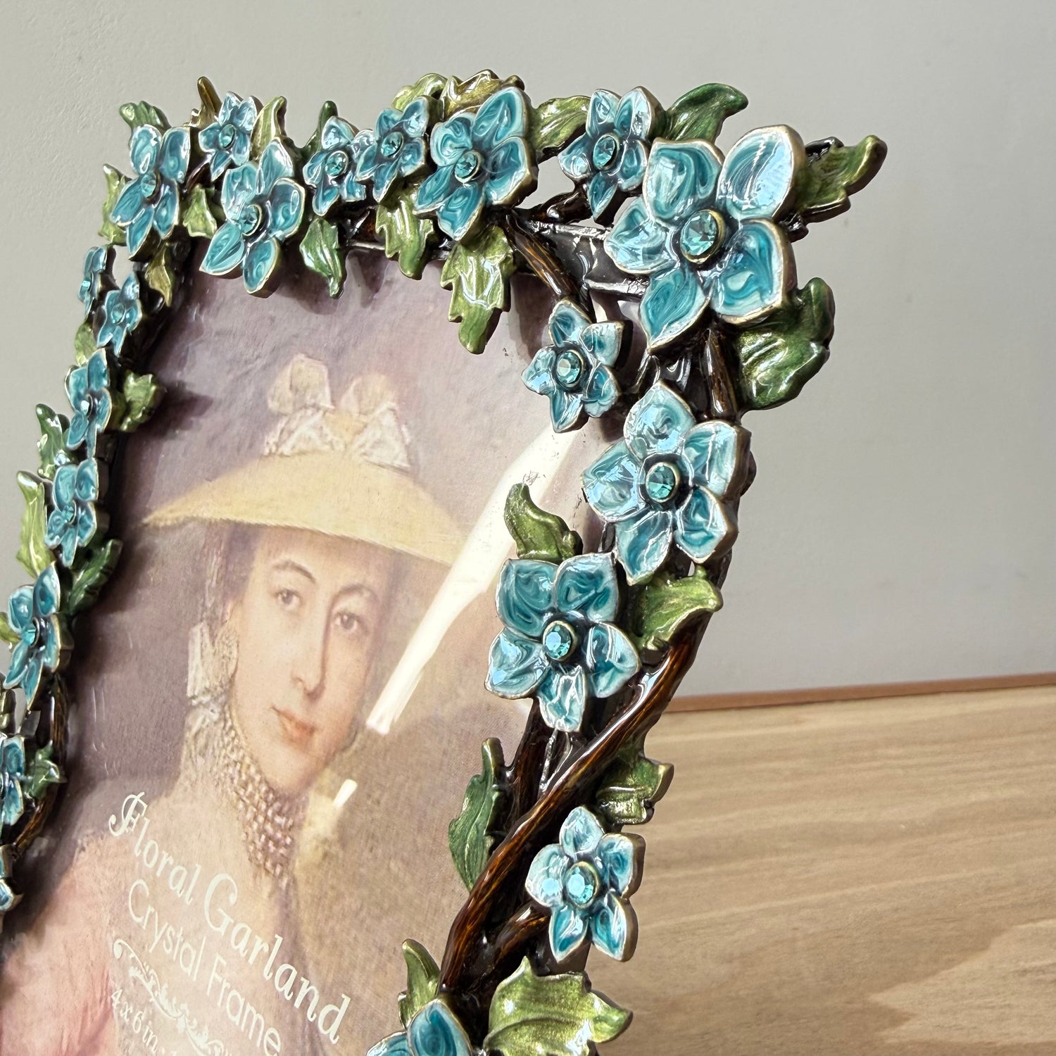 Floral Crystal Photo Frame 4x6 Blue Flower Decorative Vintage Style Gift