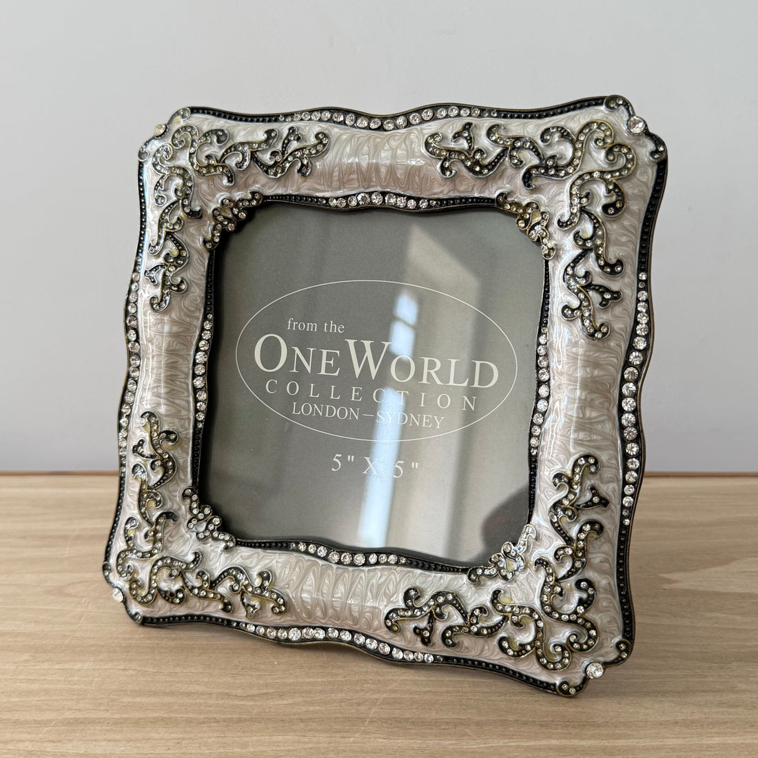 Cream Crystal Photo Frame 5x5 Decorative Vintage Style