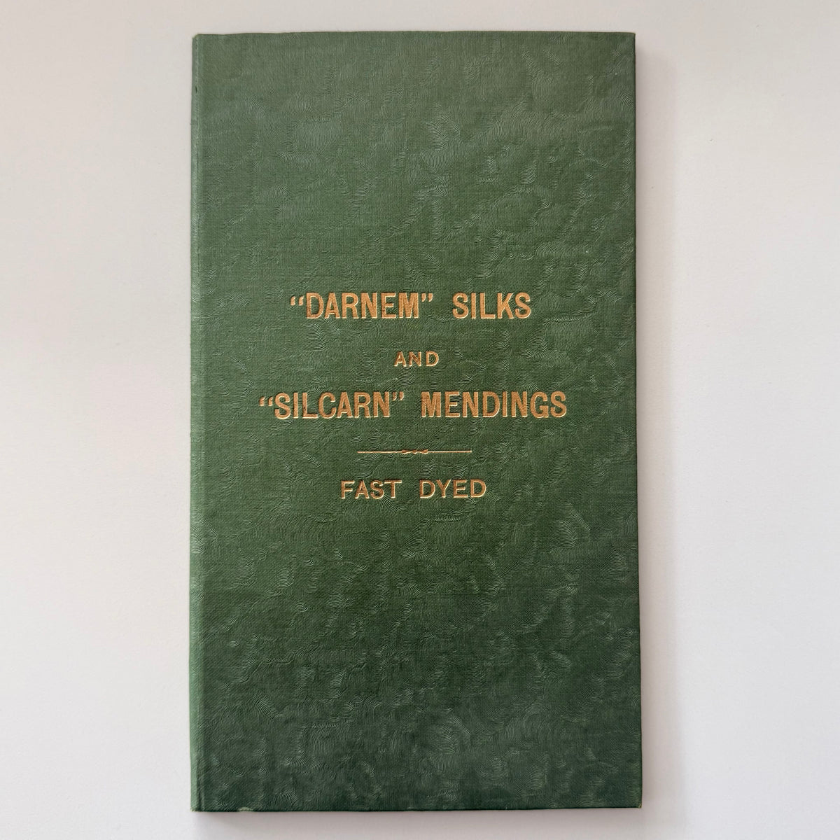 Vintage Darnem Silks &amp; Silcarn Mendings Thread Shade Sample Book