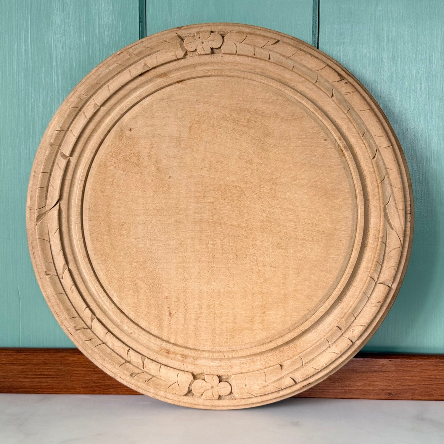 Vintage Carved Wooden Bread Board / Serving Board Rustic Kitchenalia
