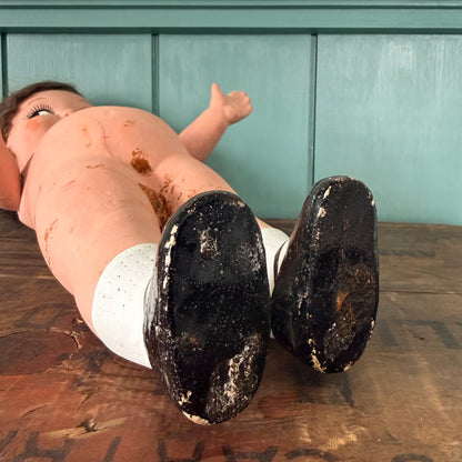 Vintage 1930s Composition Googly Doll with Side-Glancing Eyes – 35 cm