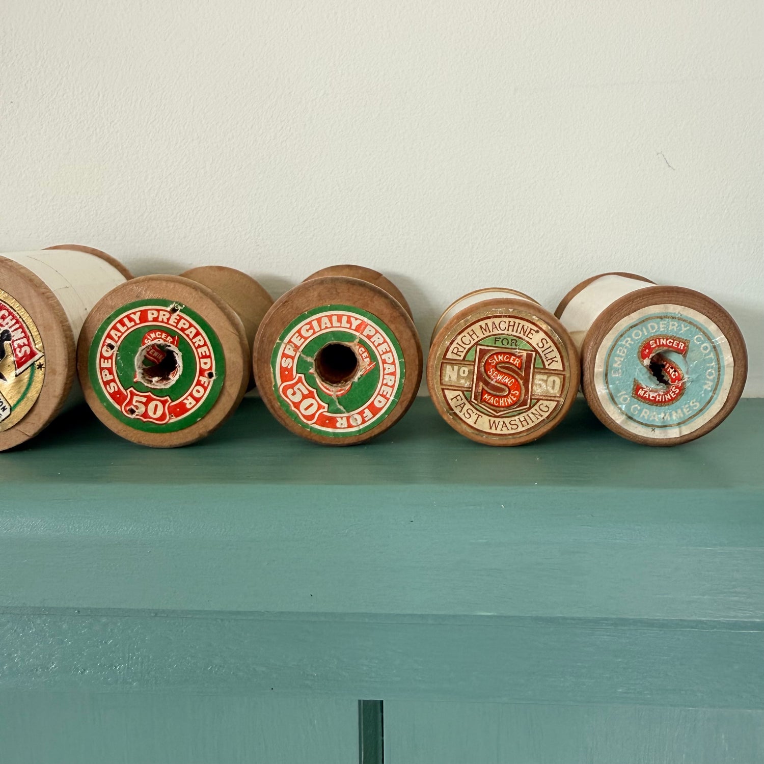 Vintage Singer Wooden Cotton Reels Job Lot Haberdashery Display