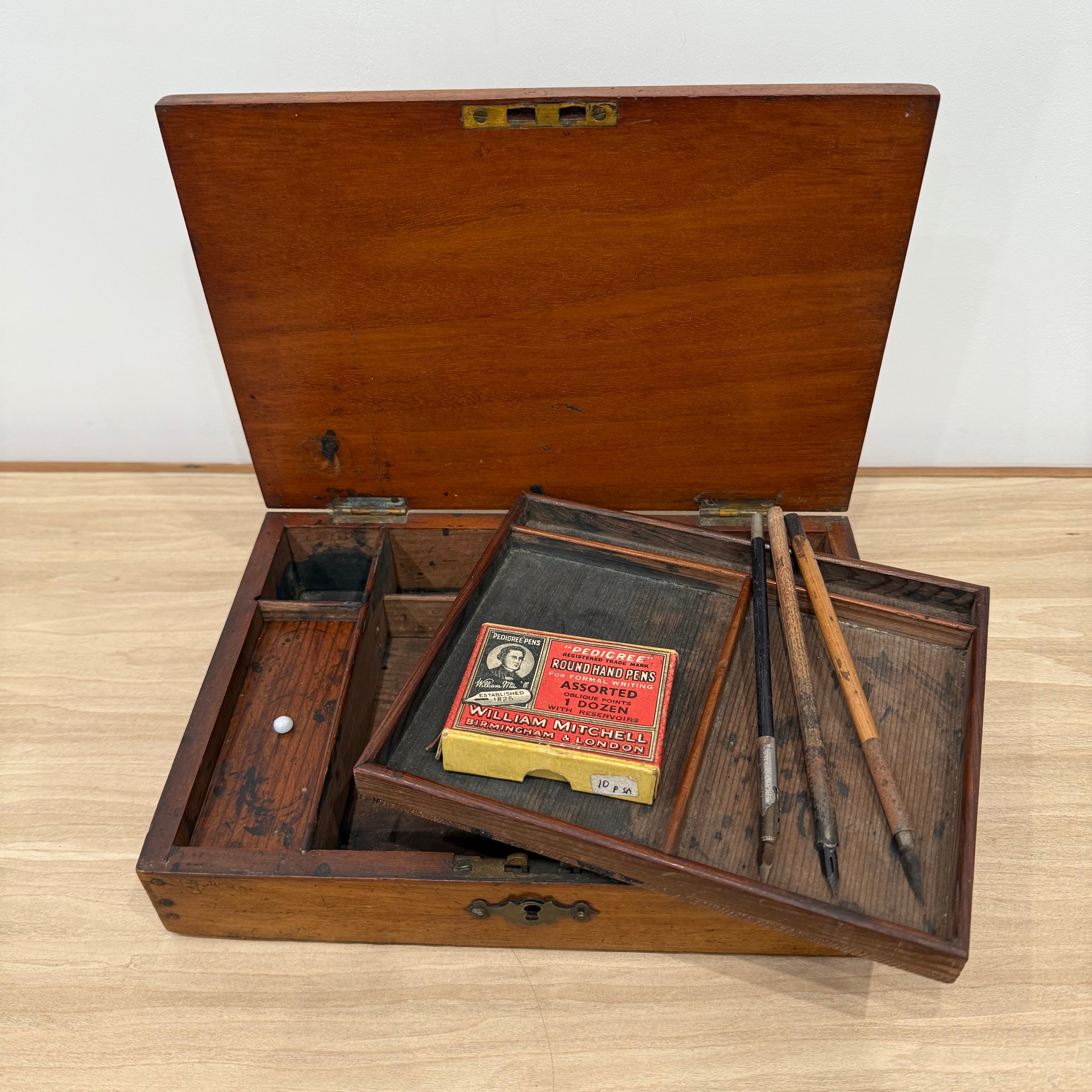 Victorian Mahogany Artist’s Drawing Box with Original Patina