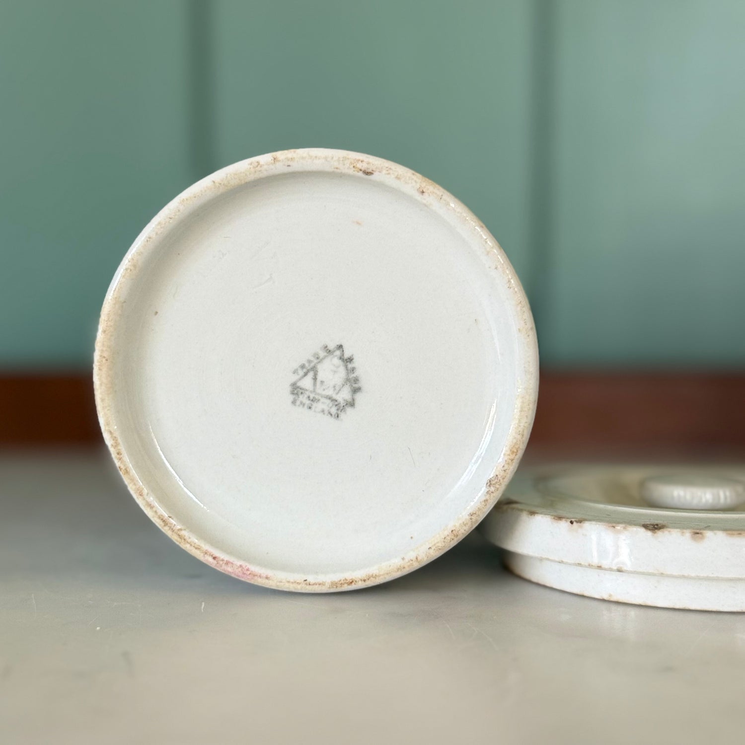 Late Victorian White Ironstone Curry Rice Storage Jar with Lid