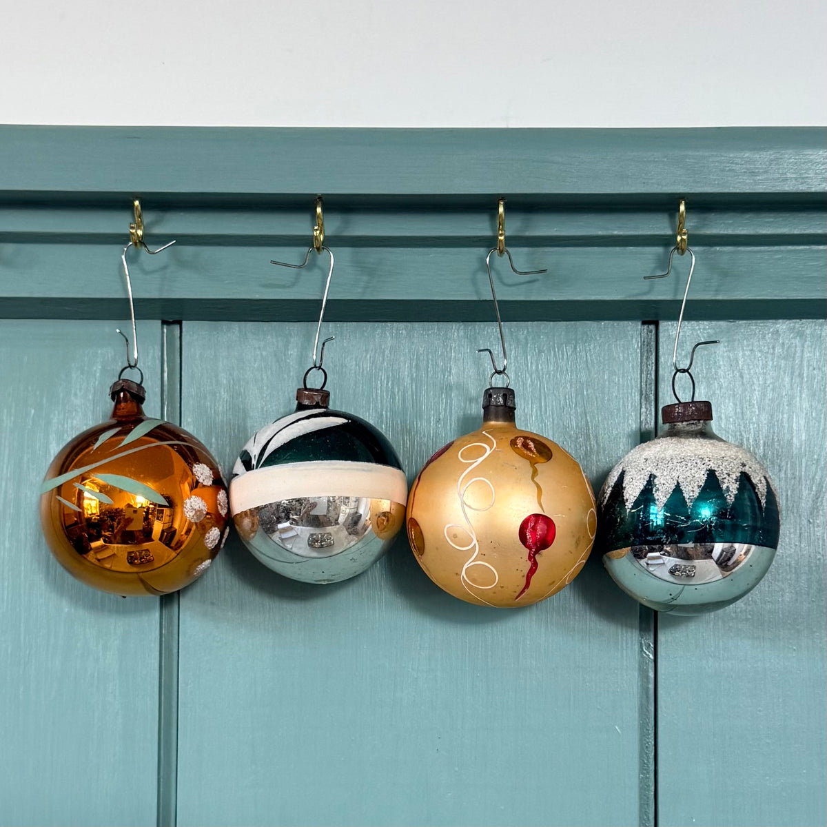 Boxed Set of 12 Vintage Glass Christmas Baubles