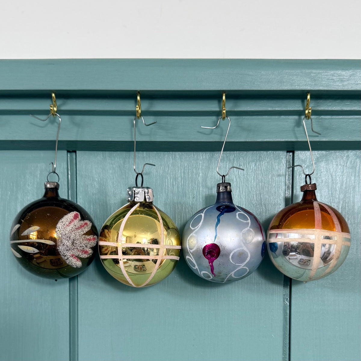 Boxed Set of 12 Vintage Glass Christmas Baubles