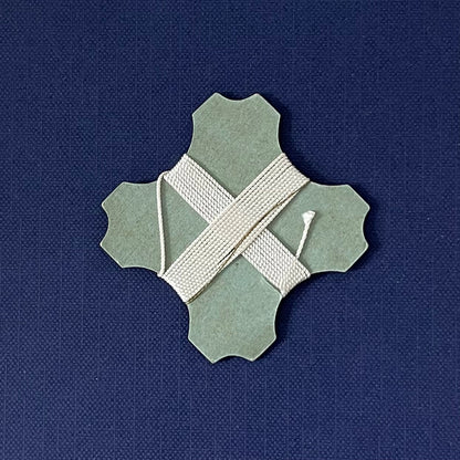 Vintage “Pagoda” Pearl Silk Thread Winder – Made in England c.1930-1950s