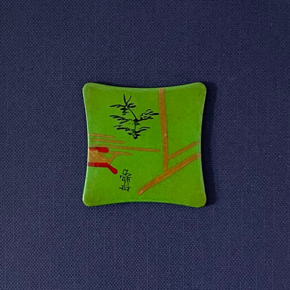 Japanese Painted Thread Winder – Green Lacquer with Landscape c.1890-1920s