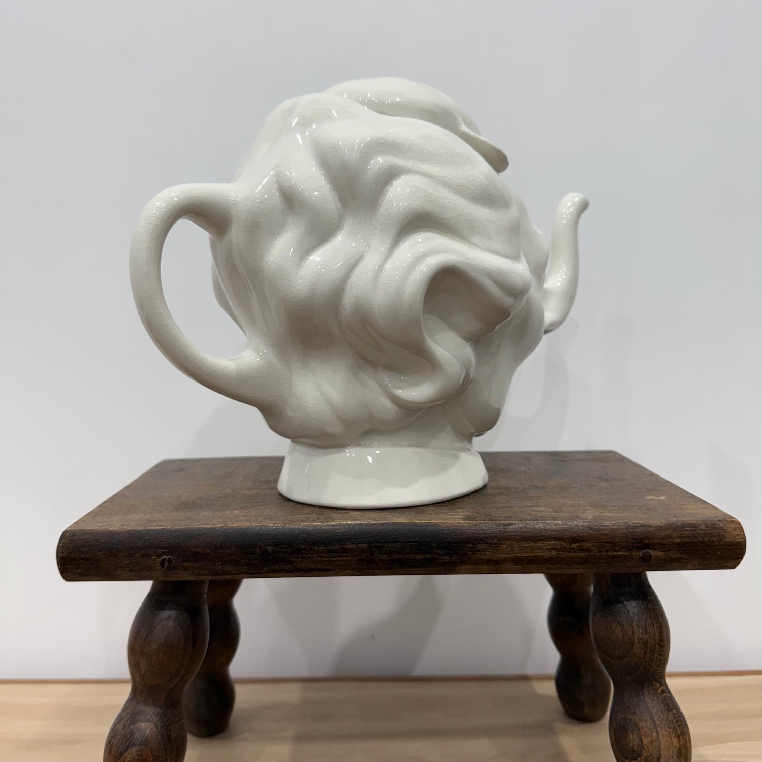 Luck &amp; Flaw Spitting Image Margaret Thatcher Elephant Teapot Crackle Glaze