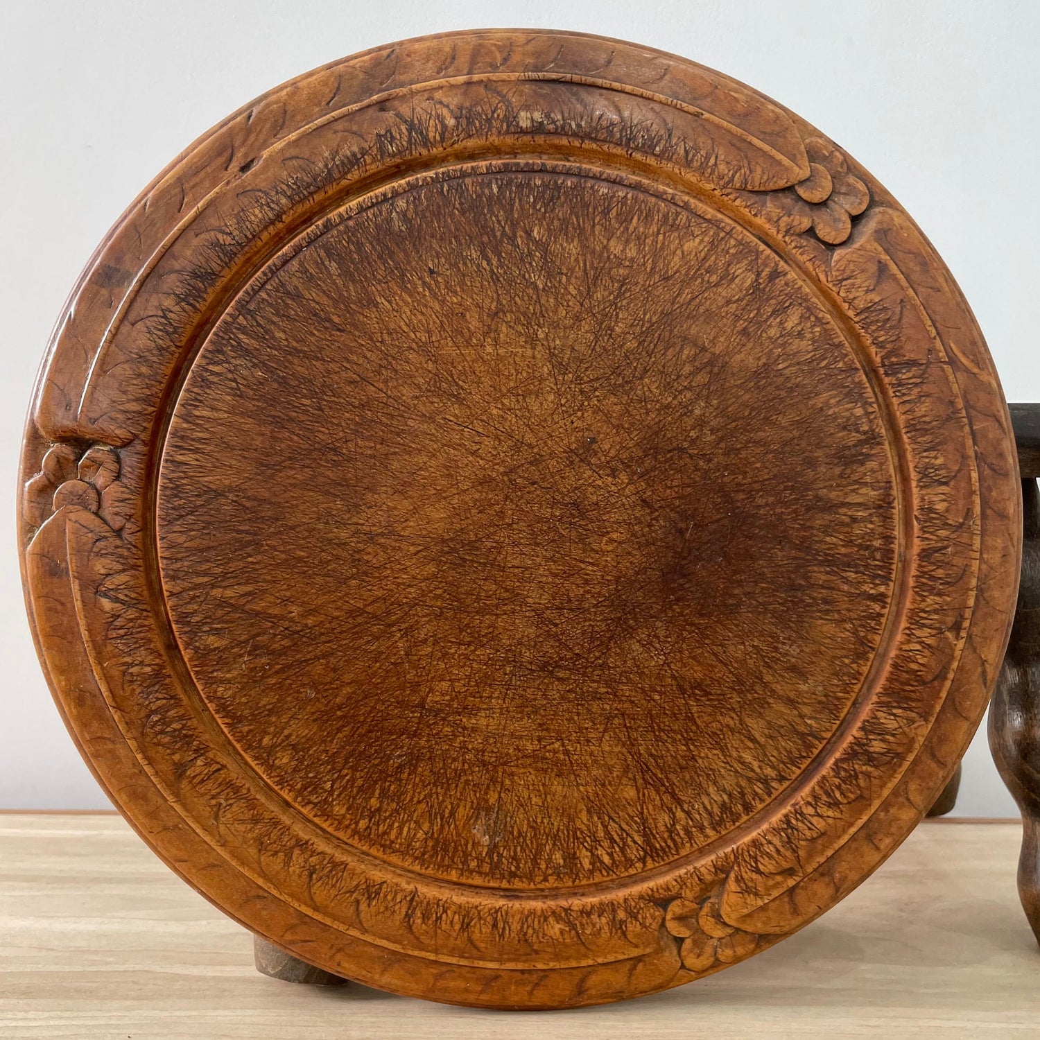 Antique Victorian Breadboard – Hand Carved Floral &amp; Leaf Border – Rich Patina