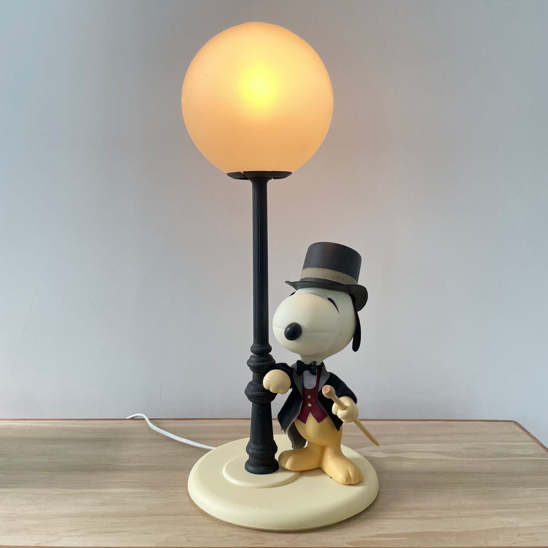 Vintage 1970s Nuova Linea Zero Snoopy Lamp Italy - Peanuts Top Hat Cane Light