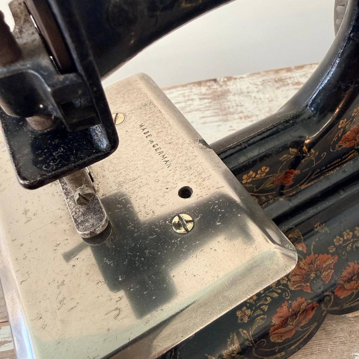 Antique German Westfalia No. 7 Miniature Hand-Crank Sewing Machine c.1900