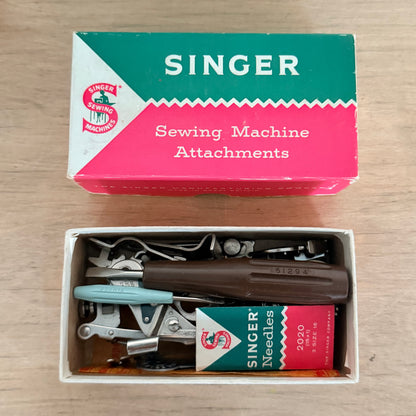 Singer Featherweight 221K Sewing Machine with Case &amp; Accessories