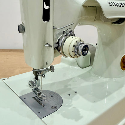 Vintage White Singer Featherweight 221K Sewing Machine – 1964