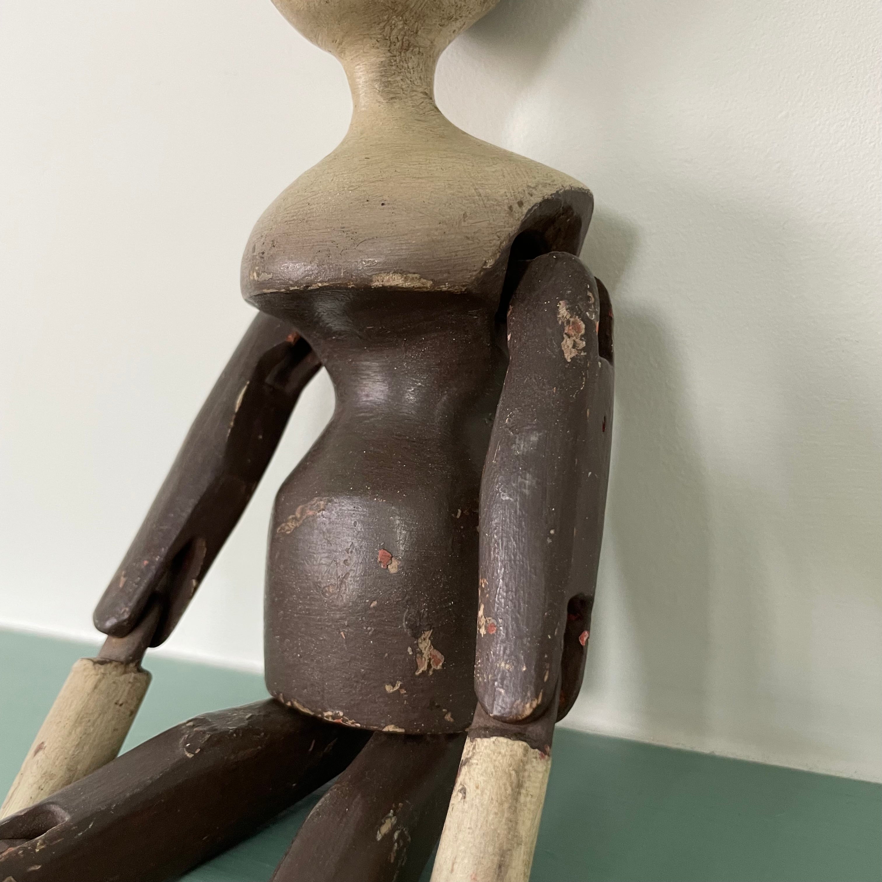 19th Century Grodnertal Tuck Comb Wooden Doll – Hand-Painted Peg Wooden Doll