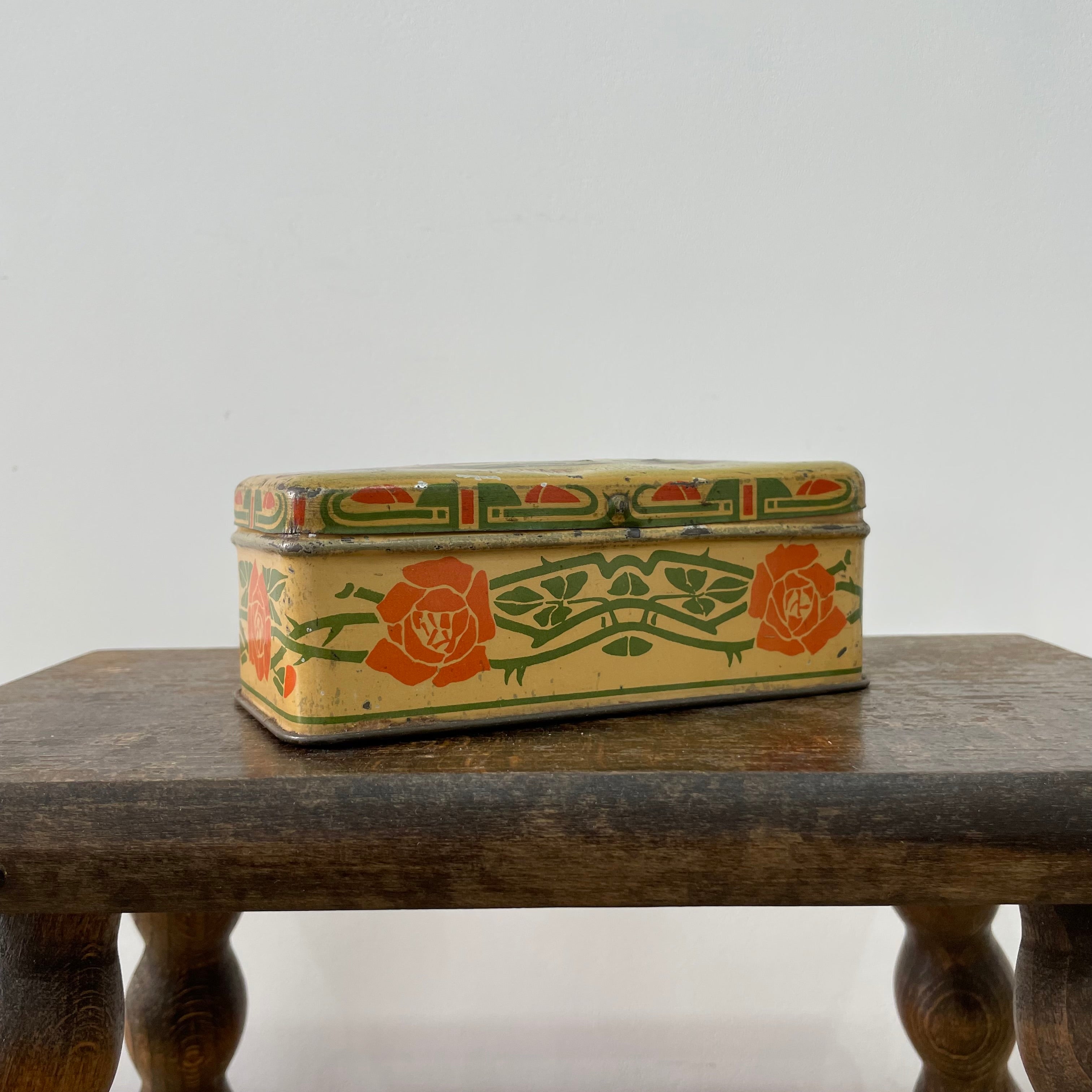 Antique G M Pfaff Lithograph Sewing Accessories Tin, c.1906