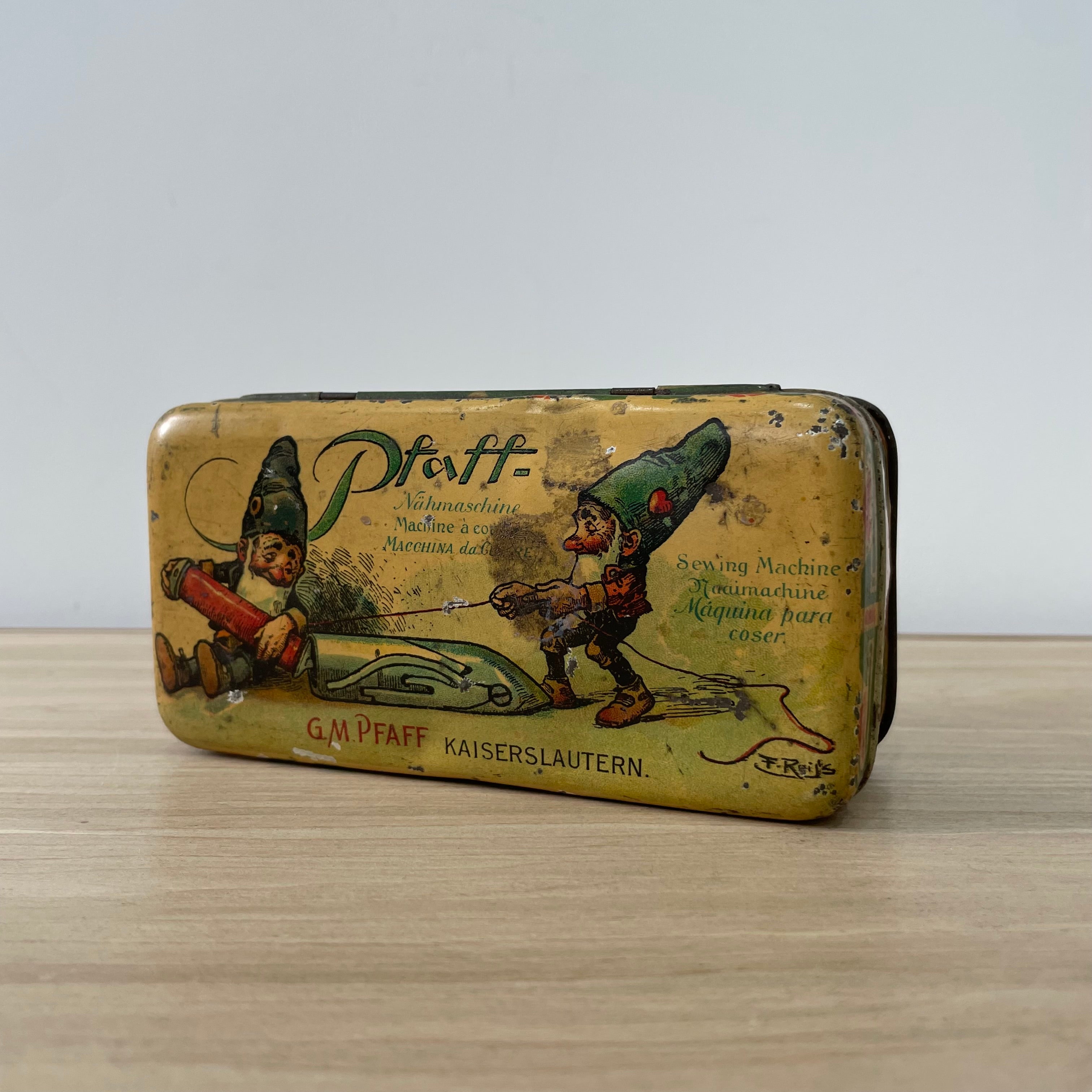 Antique G M Pfaff Lithograph Sewing Accessories Tin, c.1906
