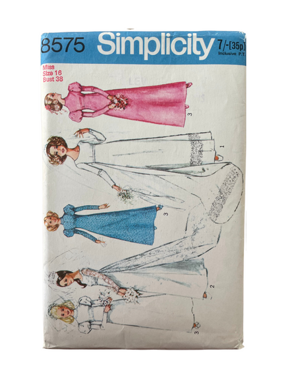 Simplicity 8575 Womens Size 16 Wedding Dress